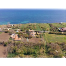 Отличный участок в регуляции в 150 м от моря в пос. Крапец