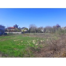 Парцел с ПУП, ток и вода, м-ст Траката