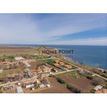Отличный участок в регуляции в 150 м от моря в пос. Крапец